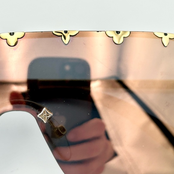 Louis Vuitton Purple Rain Sunglasses Aviator Gradient Gold Pink mirror - Picture 11 of 12